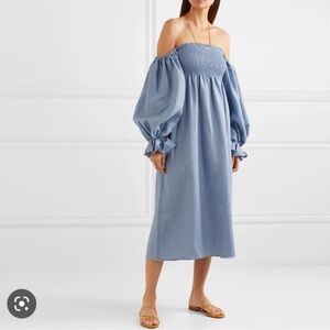 Gorgeous light blue sleeper Atlanta dress